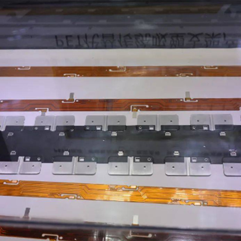 YH-RFW 100 # Ognioodporna folia do prasowania na gorąco VTM-0 CCS